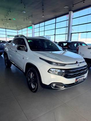 FIAT TORO 2.0 16V TURBO DIESEL VOLCANO 4WD AT9 FIAT TORO 2.0 16V TURBO DIESEL VOLCANO 4WD AT9